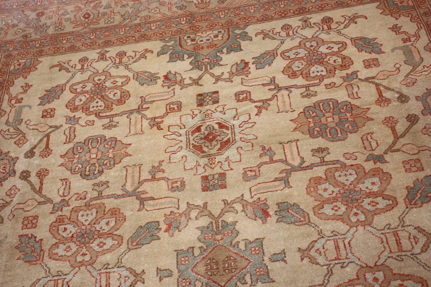 Semi Antique Hand-Knotted Mahal Area Rug | 8'4" x 10' | 100% Wool | VIntage