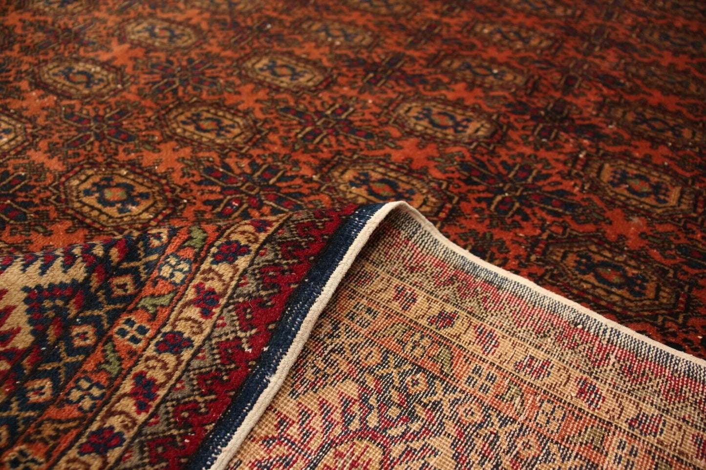 Antique Turkish Kasary | 8'10" x 12'0" Hand-Knotted Rug | 100% Wool | Great Cond