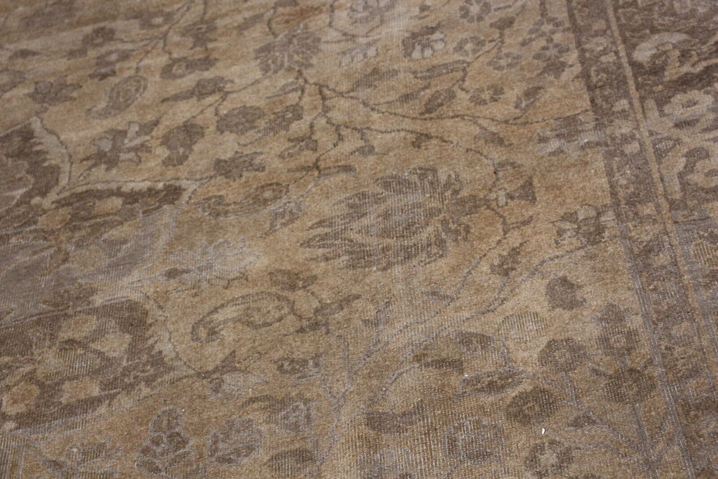 Vintage Hand-Knotted Semi-Antique Keshan Area Rug | 9'7" x 12'9" | 100% Wool