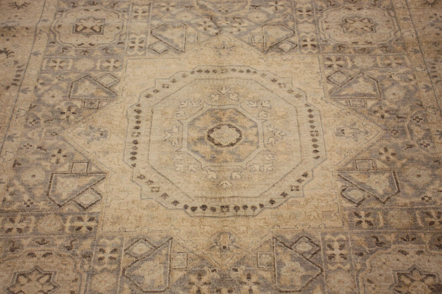 Pakistani Mamluk | 100% Wool | 6'2" x 8'11" Hand Knotted Traditional Area Rug