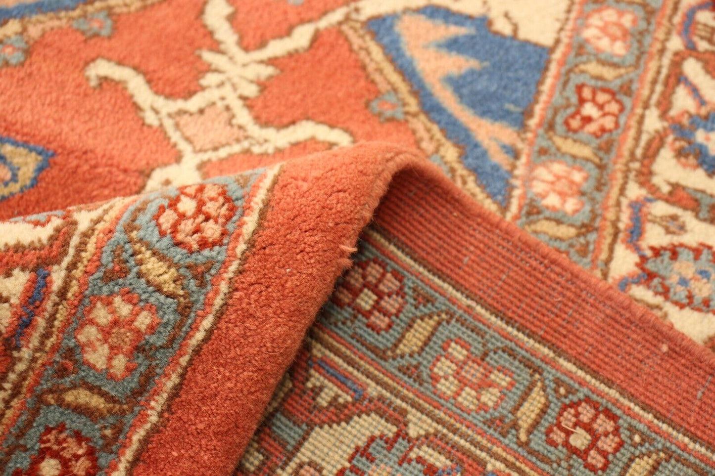 Heriz PersianDesign | 12'9" x 19'10" Hand-Knotted Wool Rug | 1970's | Vintage