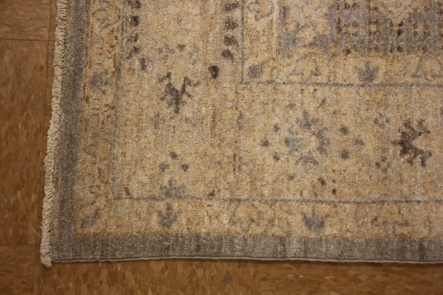 Pakistani Mamluk | 100% Wool | 6'2" x 8'11" Hand Knotted Traditional Area Rug