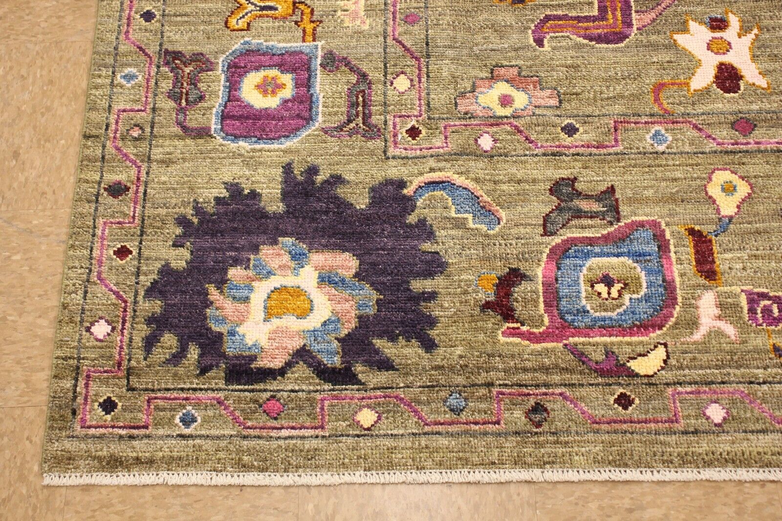 Hand-Knotted Traditional Peshawar Chobi Oushak Rug | 8"2' x 9'10" | 100% Wool