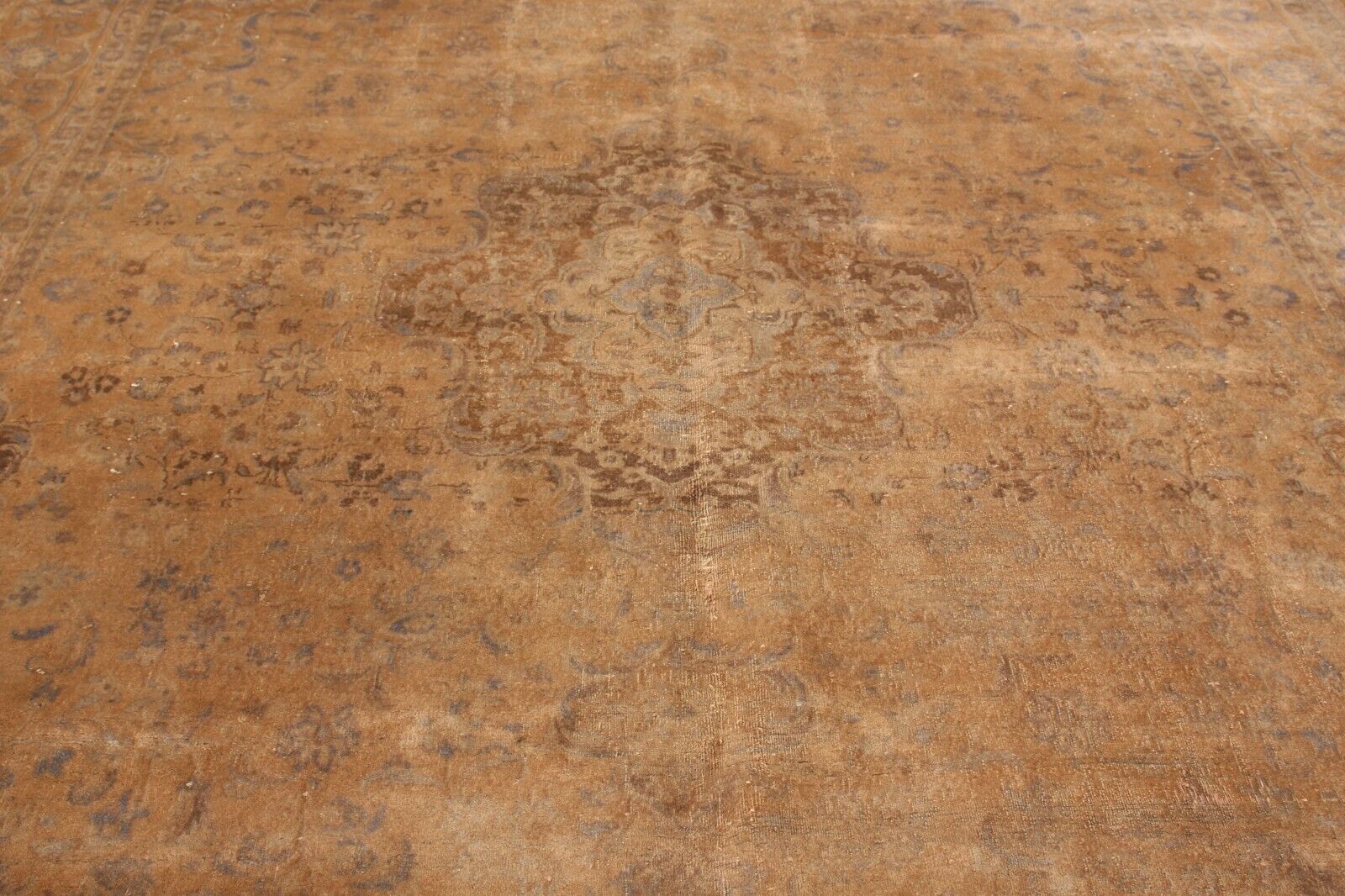 Vintage Faded Rust & Gold Modern | 9'6" x 12'6" Hand-Knotted Oriental Rug |